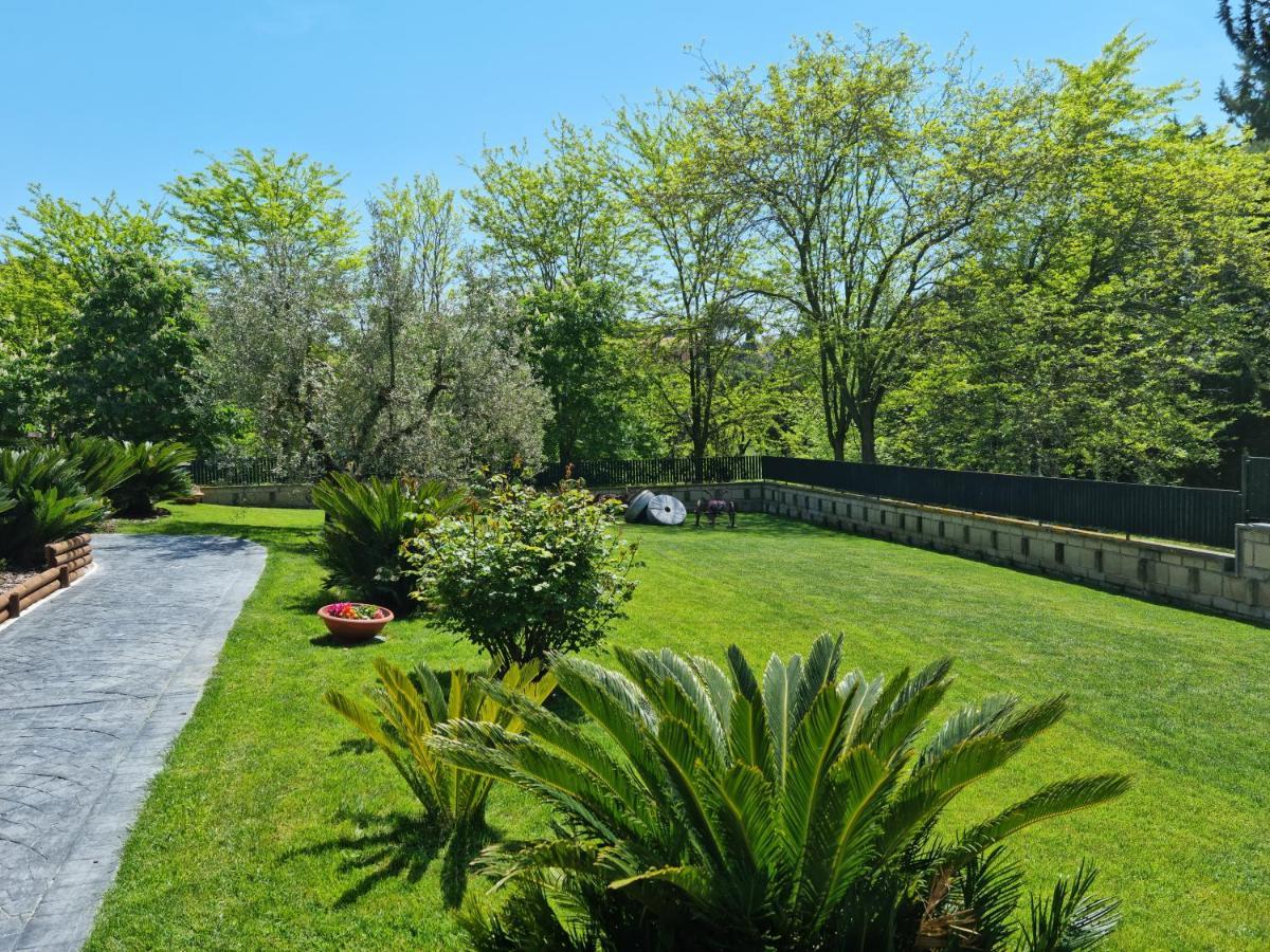 Il Casale Nel Parco Guesthouse Roma Eksteriør bilde