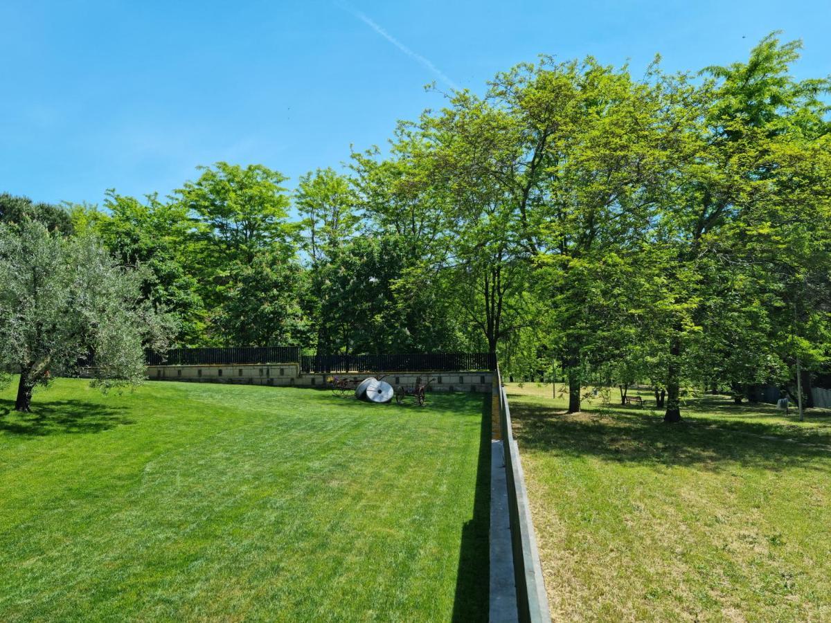 Il Casale Nel Parco Guesthouse Roma Eksteriør bilde