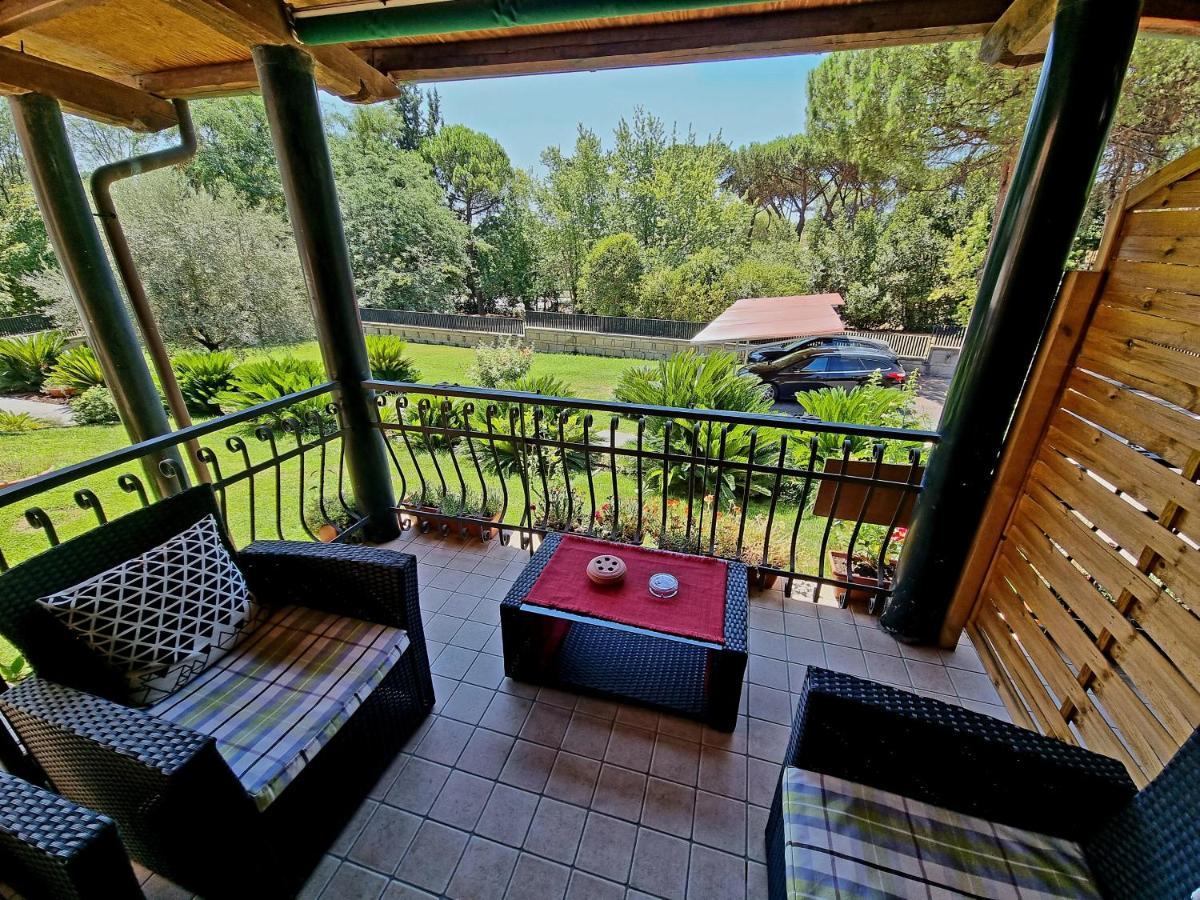 Il Casale Nel Parco Guesthouse Roma Eksteriør bilde