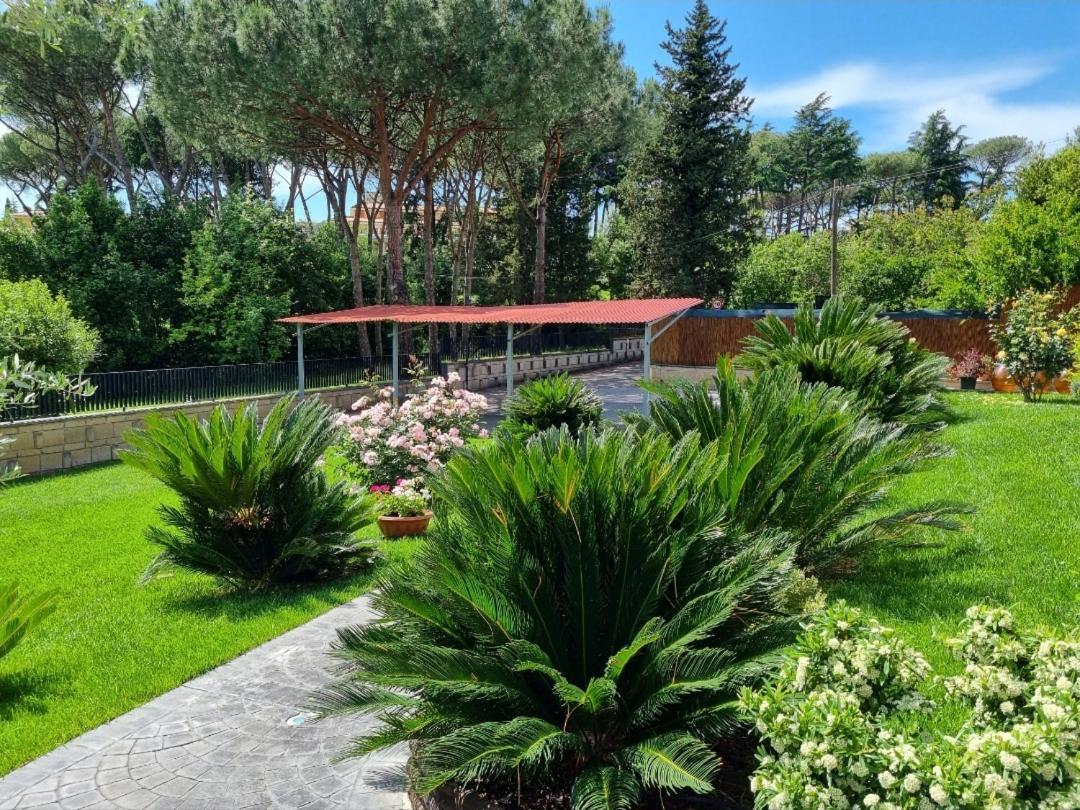 Il Casale Nel Parco Guesthouse Roma Eksteriør bilde